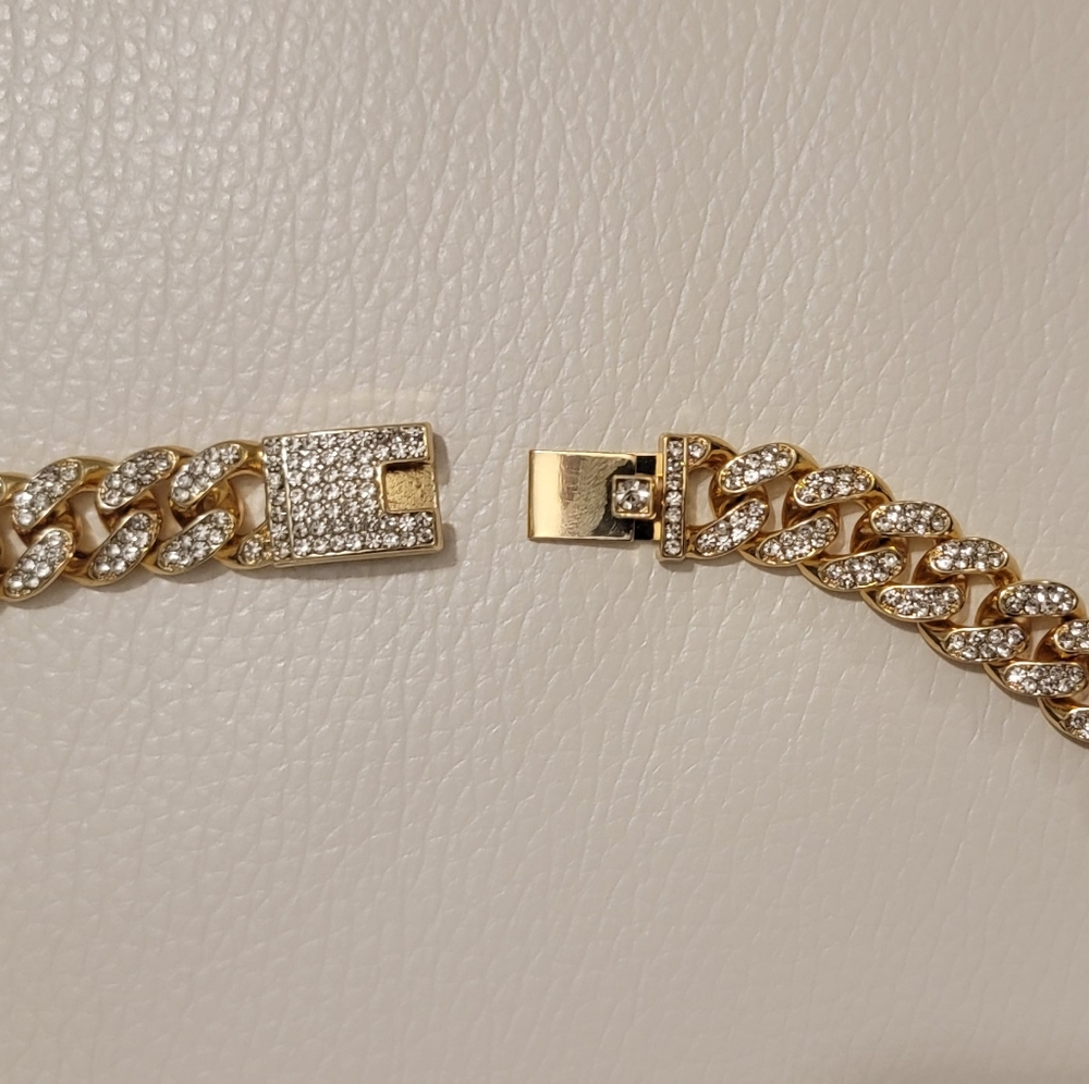 18K Gold Plated Iced Miami Cuban Link Chain With Heart/Cursive A Pendant - Picture 8 of 16